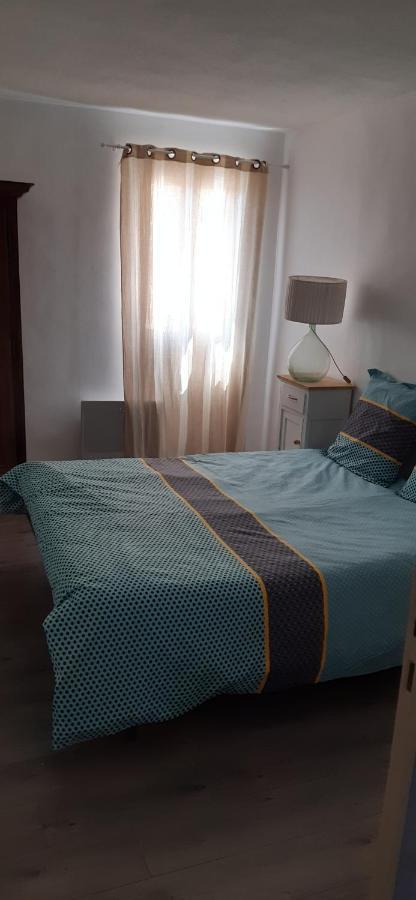Le Gite Des Cinq Cepages Fréjus Екстериор снимка